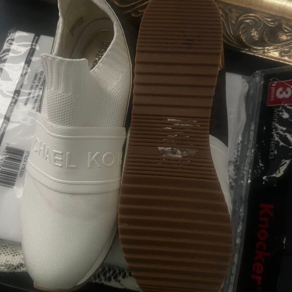 MICHAEL KORS SNEAKERS - Picture 3 of 5